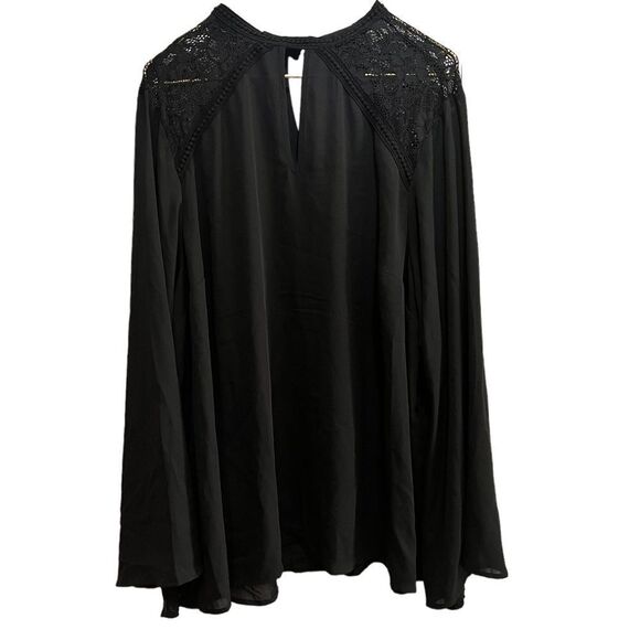 Torrid Chiffon Keyhole Neck Lace Shoulder Bell Sleeves Size 4 Top - Picture 2 of 11